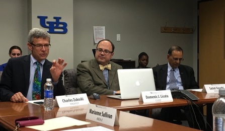 PSS Chair Domenic J. Licata with President Tripathi (right) and Provost Zukoski (Left) at a meeting of the Executive Committee, November 5, 2015. 