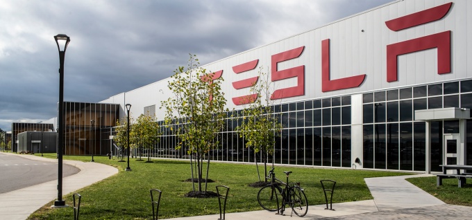 Zoom image: Tesla Gigafactory Buffalo, New York 