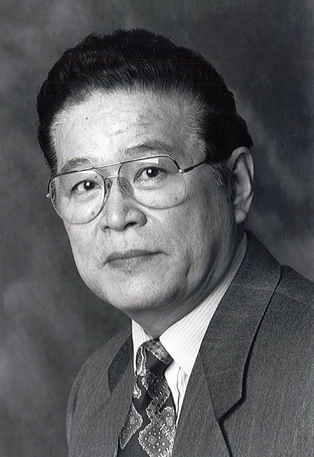  Kah Kyung Cho. 