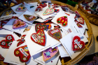 Female refugees share their feelings and create artistic handmade products.