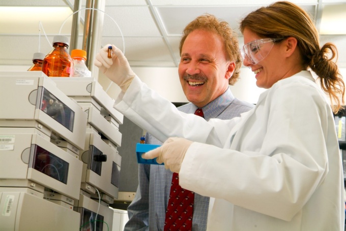 Morse and associate in his lab. 