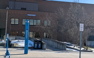Ramp to the barrier-free entrance on the west side of Alumni Arena. 