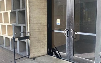 Barrier-free entrance in Furnas Hall. 