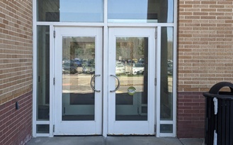 Barrier-free entrance in the Mathematics Building. 