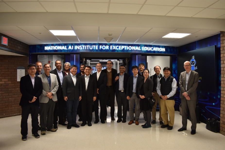 Photo taken by Kimberly McQuate of the Semiconductor Panel Members. 