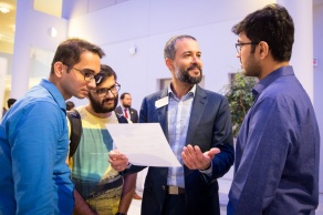Students and alumni meet and network together. 