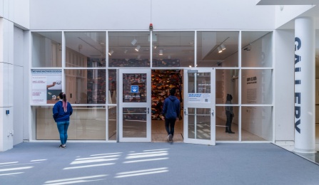 Students entering the UB CFA Gallery. 