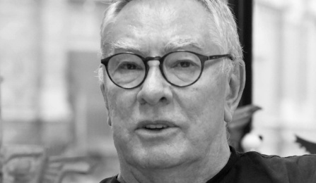 Peter Rowe. 