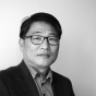 Headshot of Hyun-Tae Jung. 