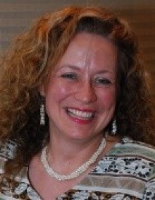 Kim Diana Connolly. 