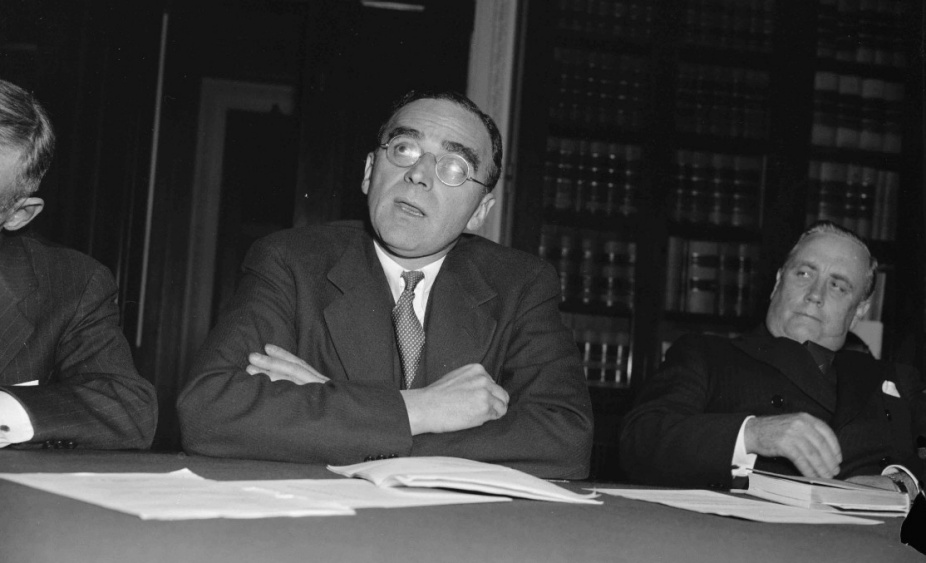 The Rise and Fall of Morris Ernst: Free Speech Renegade. 