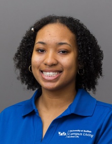 Headshot of Jelissa Milien-Ortiz.