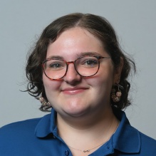 Headshot of Parapro Lydia Webster. 