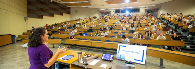 Students attend class in the Knox Lecture Hall on the first day of class of the fall semester in August 2022. 