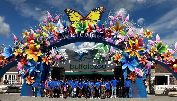 STEP students at the zoo. 