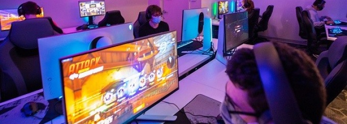 students working at computers in esports. 