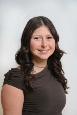 Headshot of Alexis Glaser.