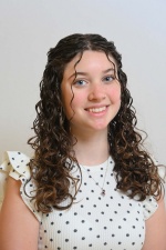 Headshot of Julia Mason.