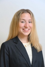 Headshot of Anna Wehr.