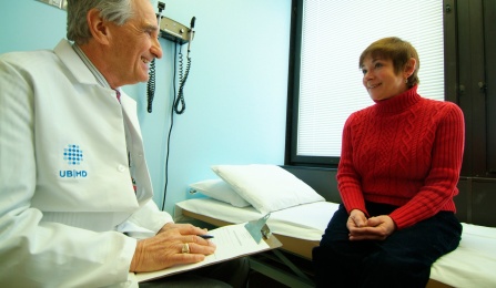 Doctor speaks with patient. 