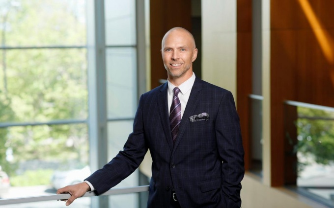 chairman of board john horn. 