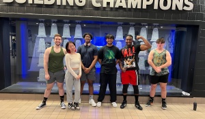 Group of UB Students that participated in the 1,000 LB. Challenge posing for a group photo.