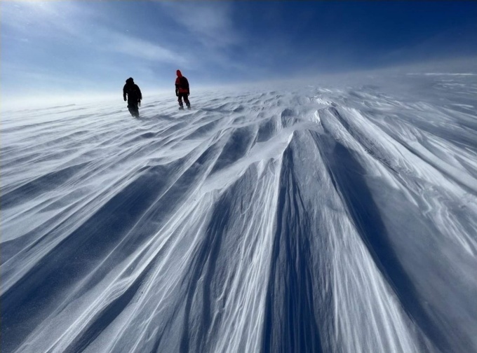 GreenDrill team members at Prudhoe Dome, part of the Greenland Ice Sheet. 