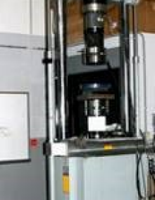 Zoom image: Figure 3.20: MTS Axial-Torsion machine (click to enlarge) 