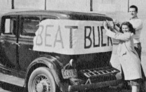 Zoom image: A pre-game parade was an early homecoming day tradition. A 1946 edition of the Alumni Bulletin described the assemblage as “one of the most startling demonstrations of college hoopla ever to disturb Father Buffalo, [as] wildly optimistic students put together a mile-long cavalcade of floats, balloons, ancient and modern vehicles.” 