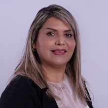 Headshot of Jinan Albadran. 