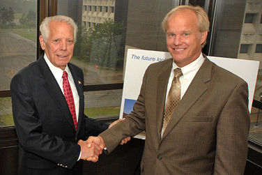 John R. “Jack” Davis, B.S. ’55, left, and UB Engineering Dean Harvey G. Stenger, Jr.