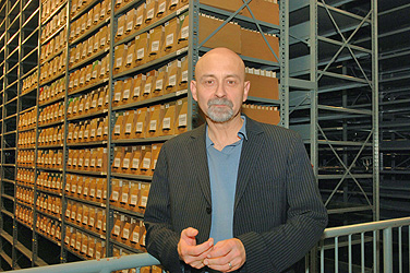 Among his numerous accomplishments, Stephen Roberts oversaw construction of the off-campus storage facility for the libraries./>
		<p class=